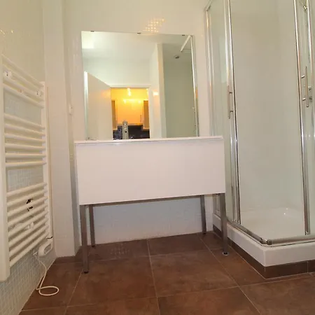 Alc - Jj482 - 9 Min Palais And Beaches *